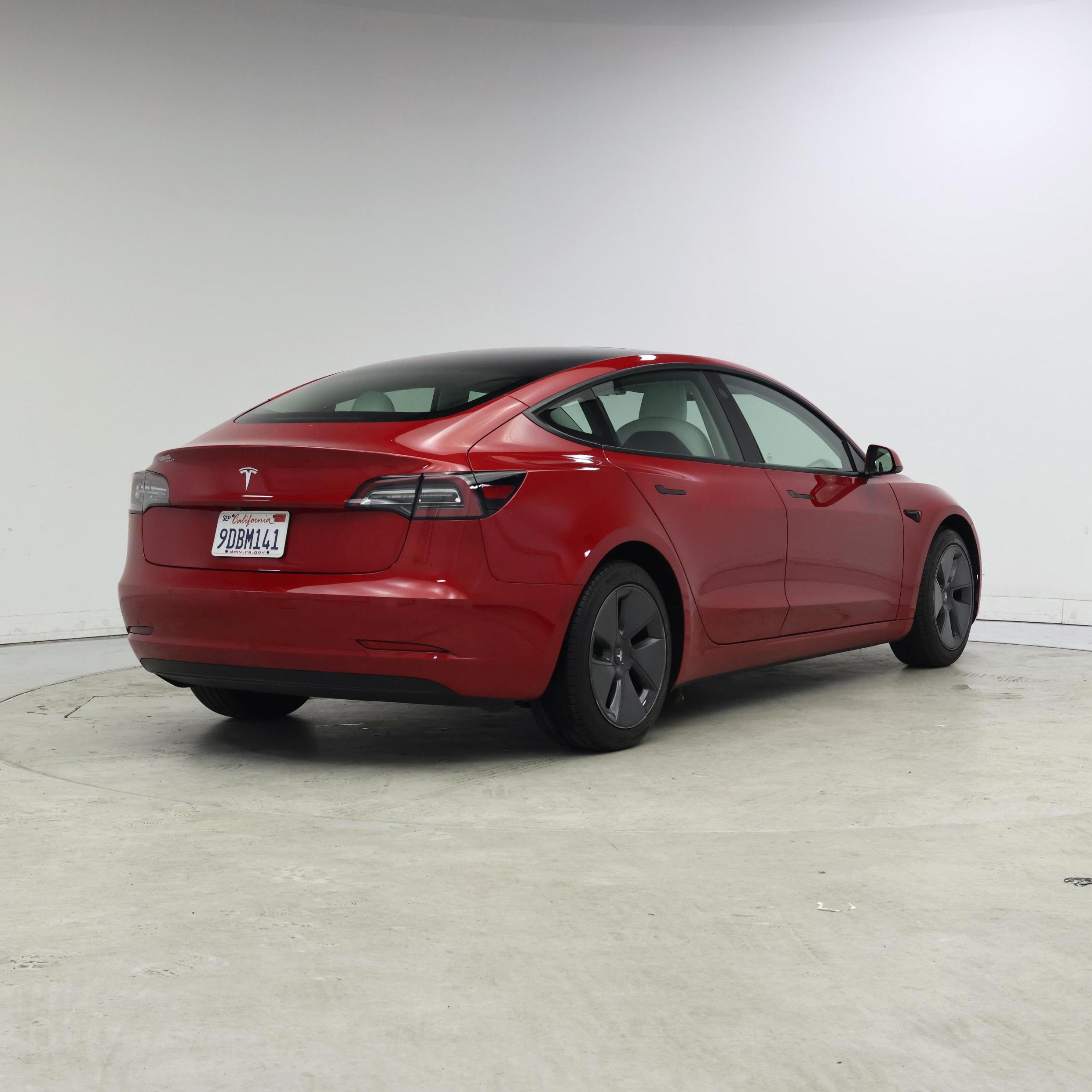 Thumbnail: 2022 Tesla Model 3 - 8