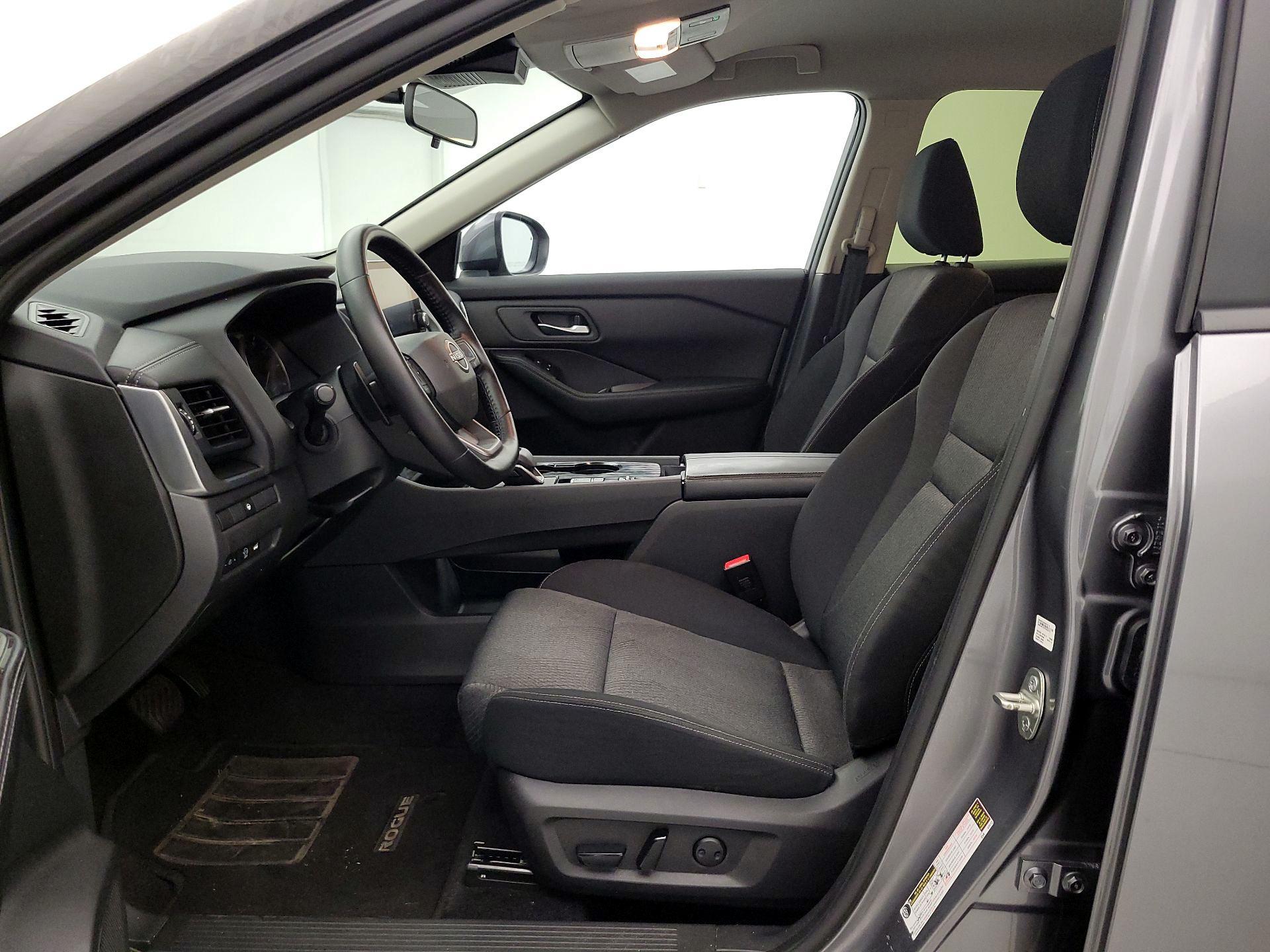 Thumbnail: 2025 Nissan Rogue - 11