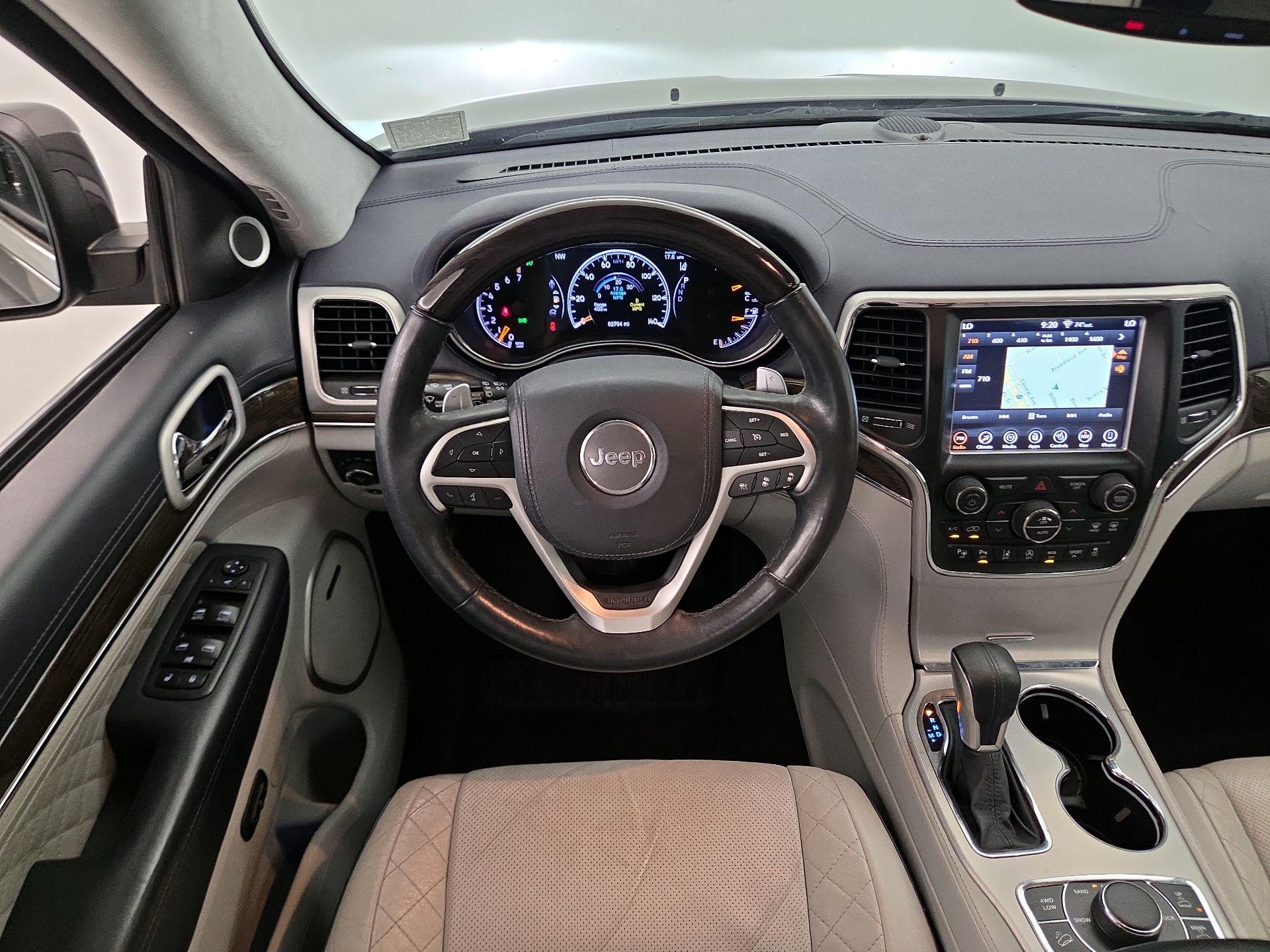 Thumbnail: 2018 Jeep Grand Cherokee - 10