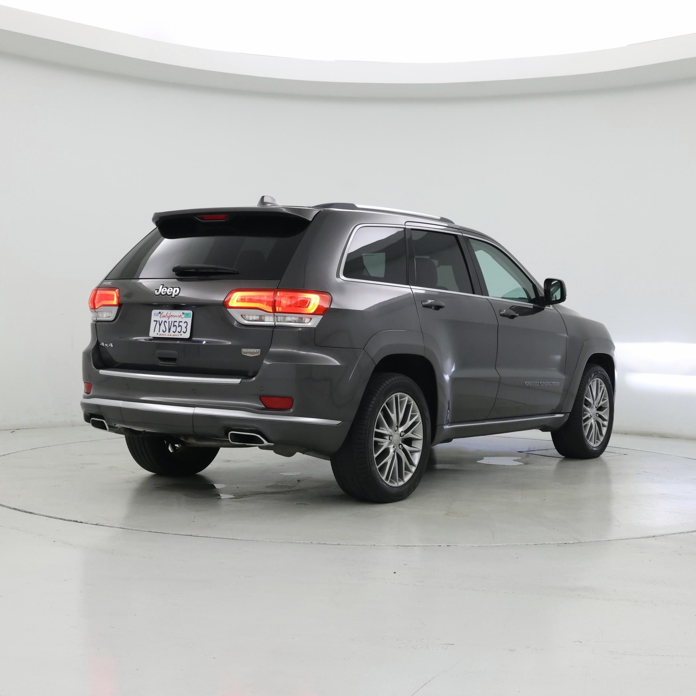 Thumbnail: 2018 Jeep Grand Cherokee - 8