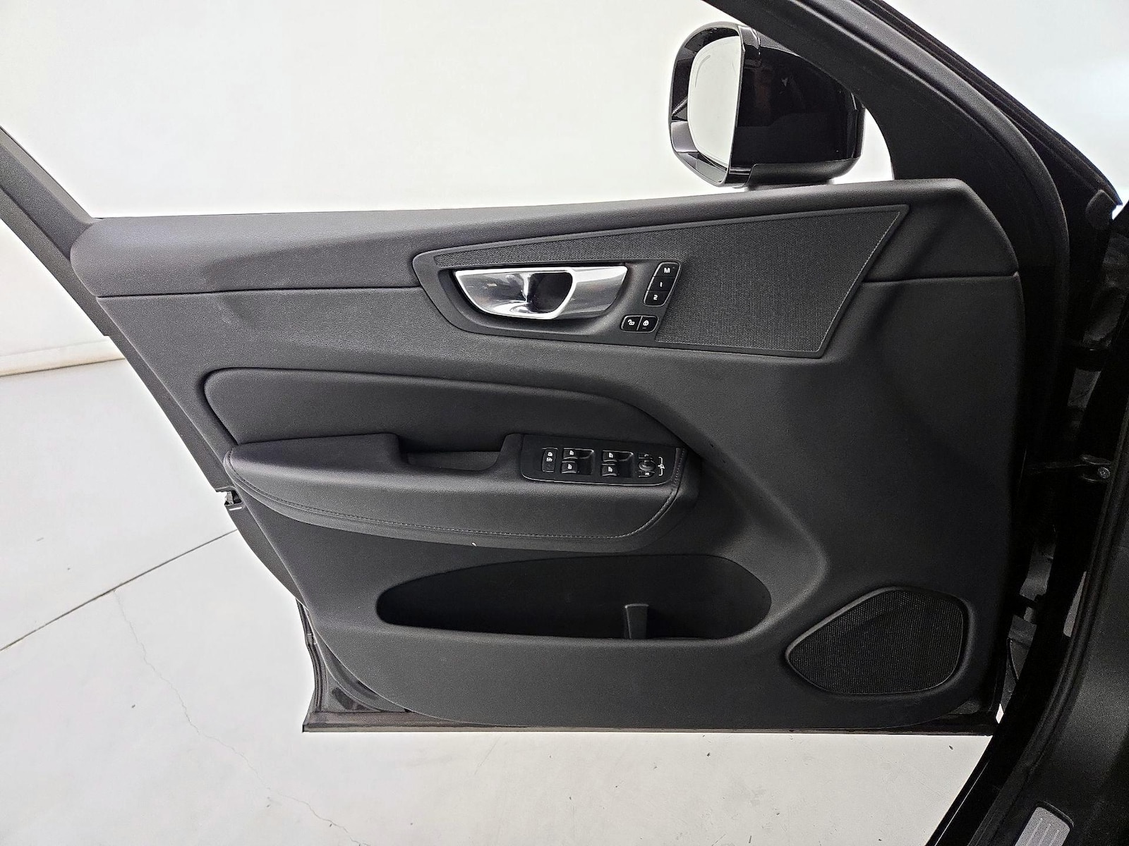 2023 Volvo XC60 Plus - Photo 4