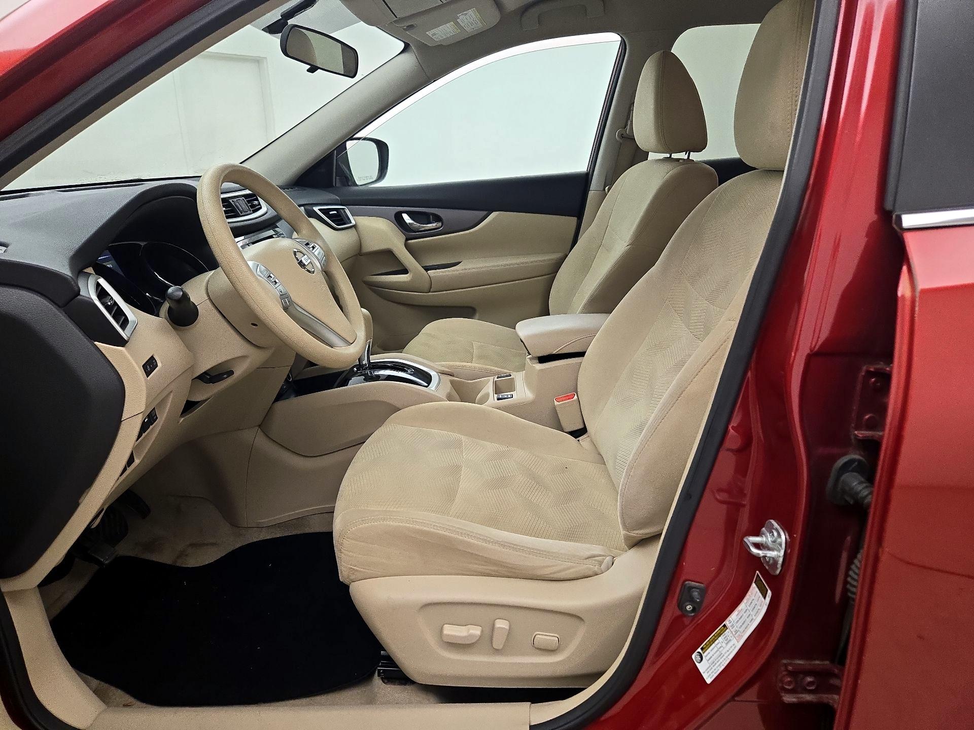 Thumbnail: 2015 Nissan Rogue - 11