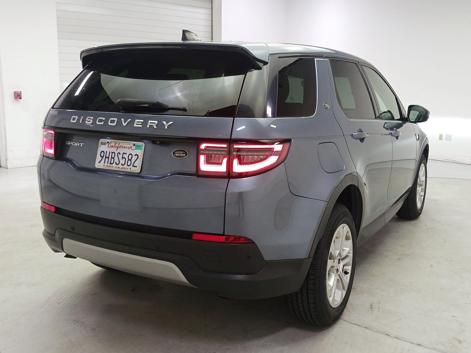 Thumbnail: 2022 Land Rover Discovery Sport - 5