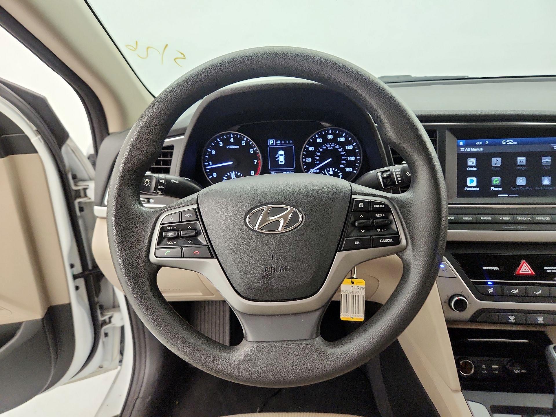 Thumbnail: 2018 Hyundai Elantra - 10