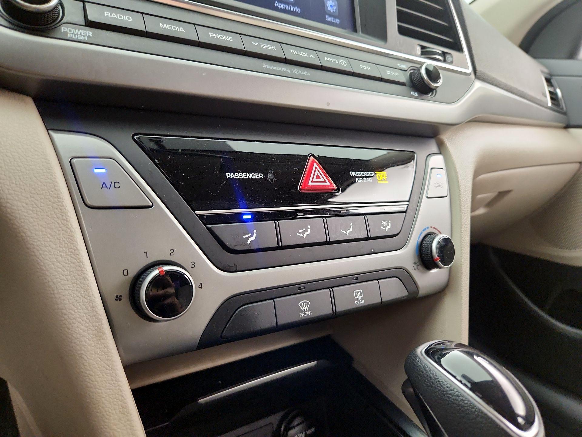 Thumbnail: 2018 Hyundai Elantra - 16