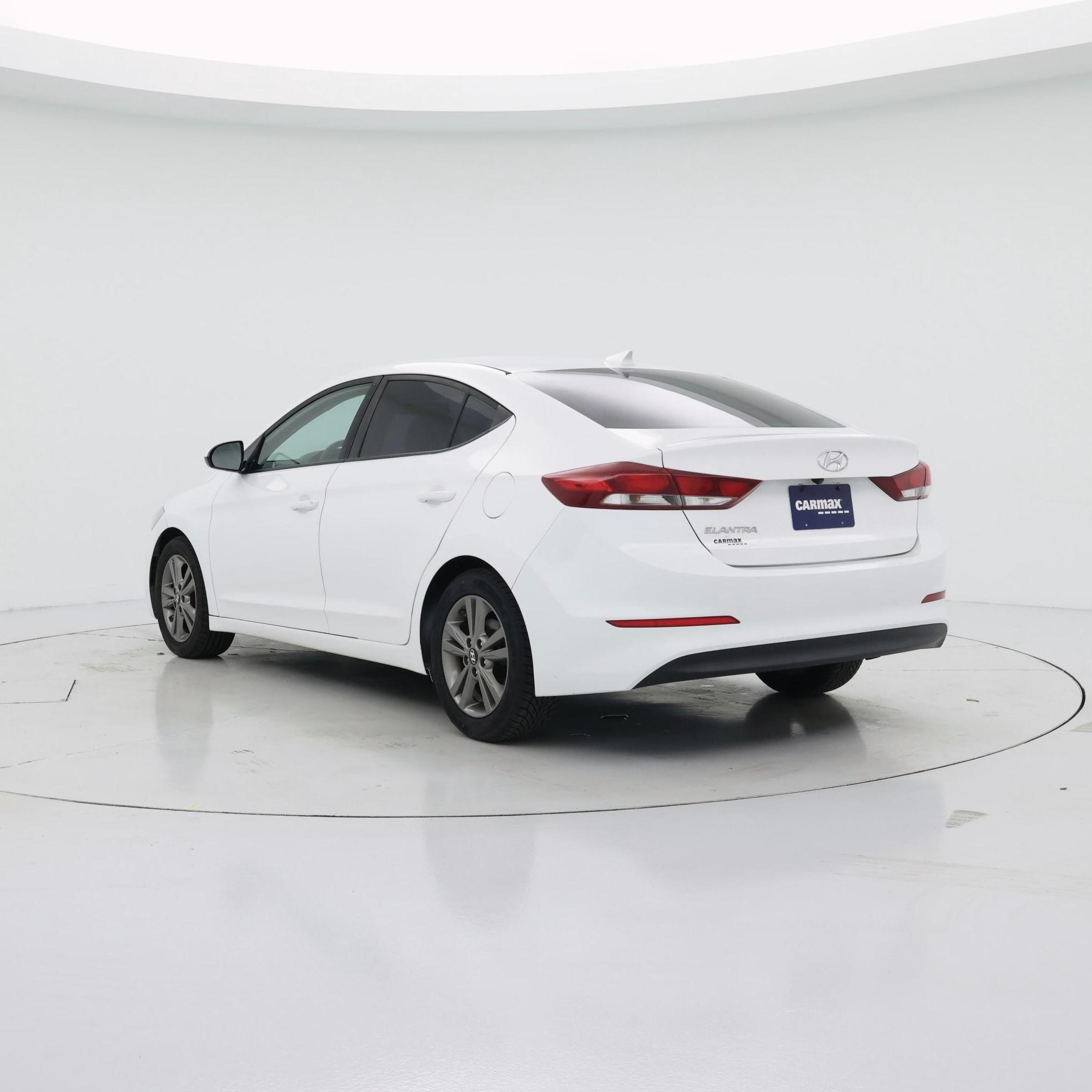 Thumbnail: 2018 Hyundai Elantra - 2