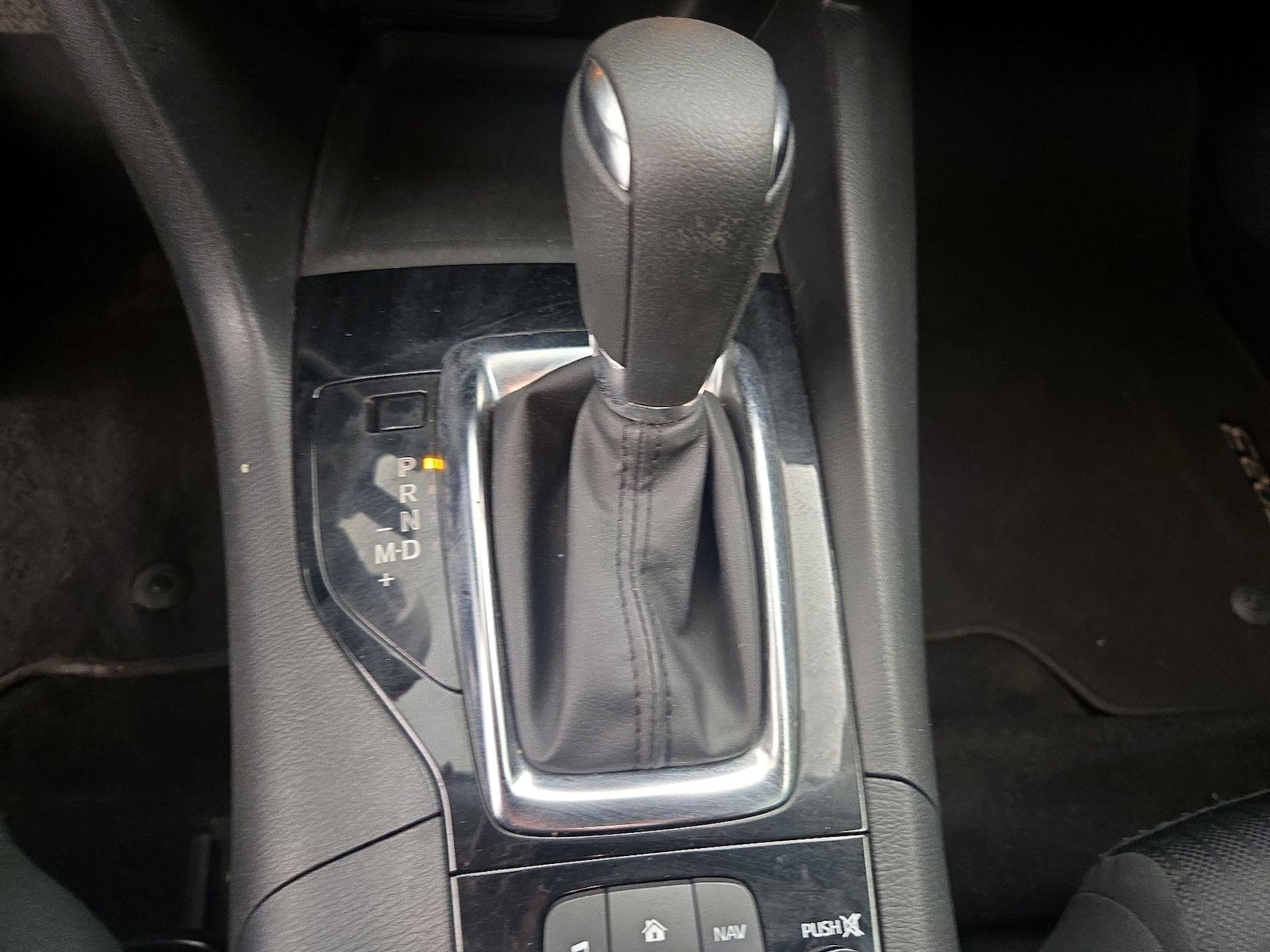 2016 Mazda MAZDA3 i Sport - Photo 19