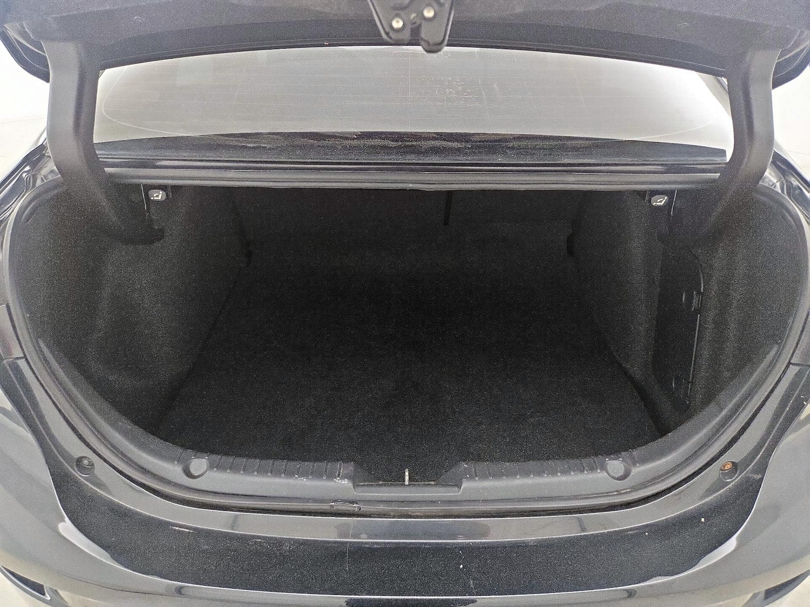 2016 Mazda MAZDA3 i Sport - Photo 22
