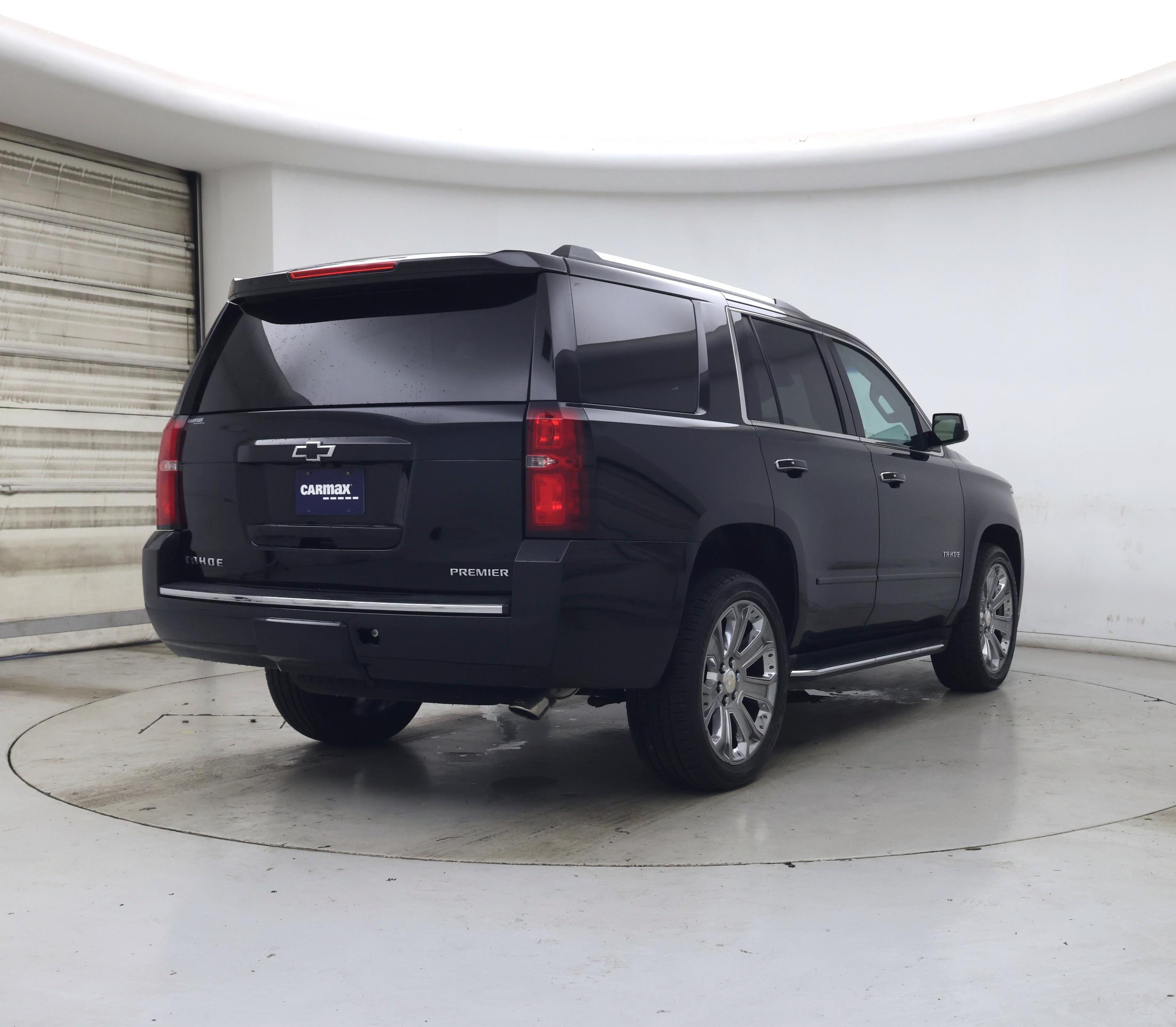 Thumbnail: 2019 Chevrolet Tahoe - 8
