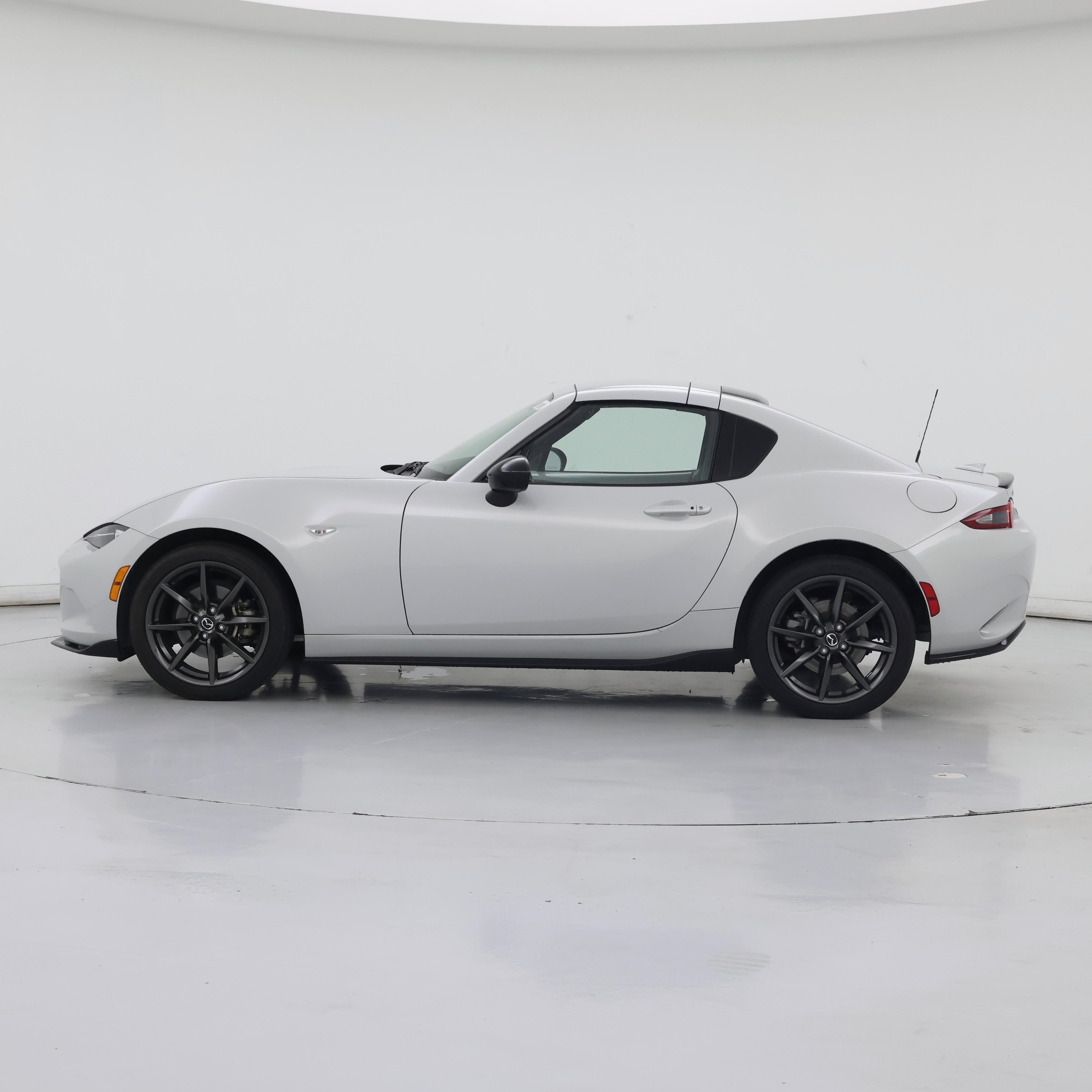 Thumbnail: 2017 Mazda MX-5 Miata - 3