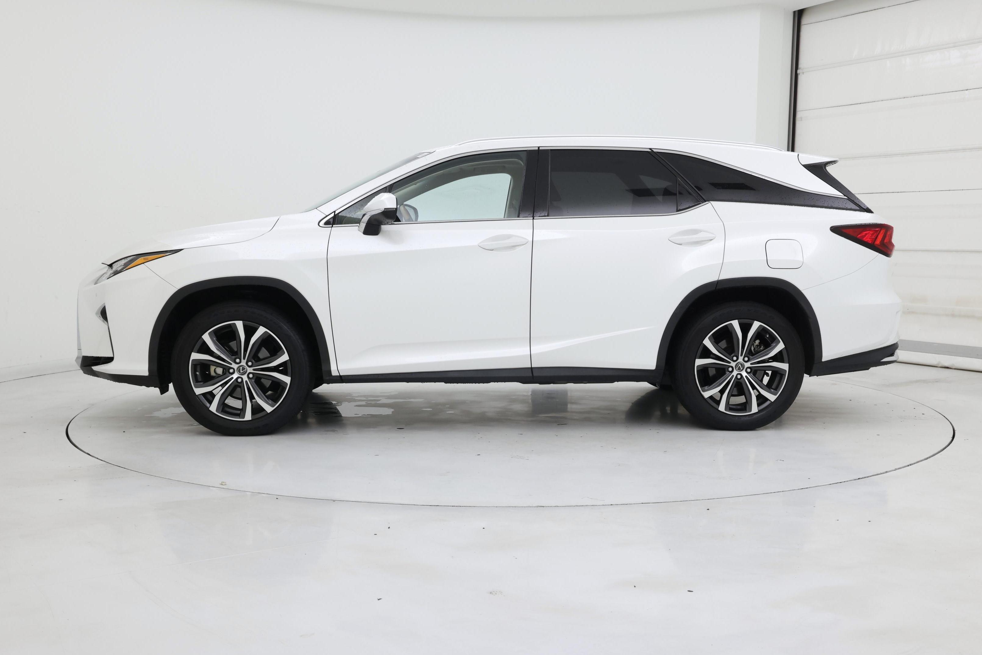 Thumbnail: 2018 Lexus RX - 3