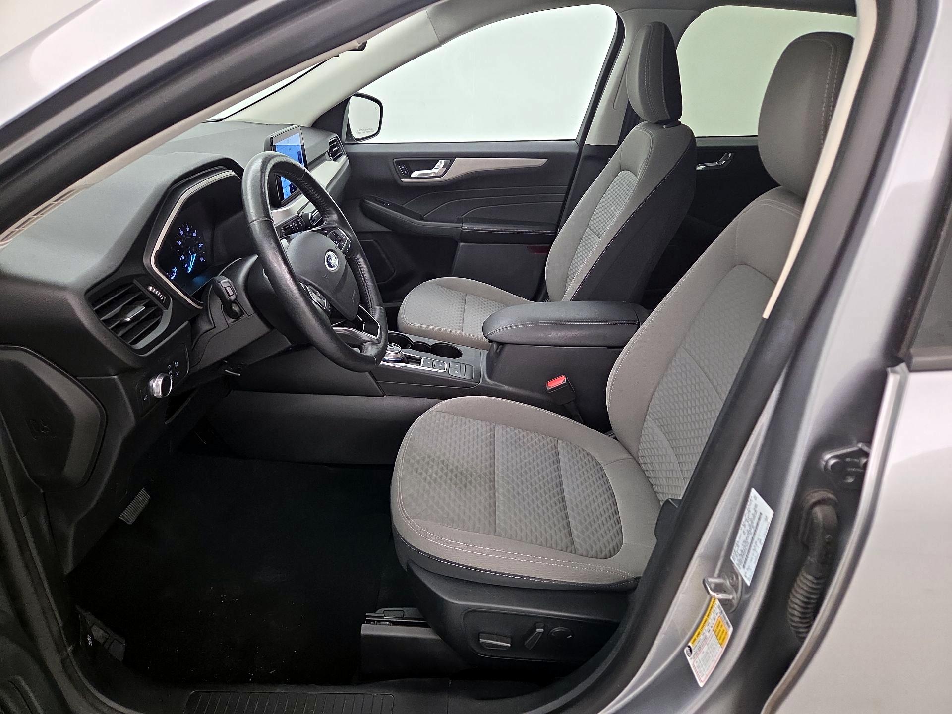 Thumbnail: 2021 Ford Escape - 11