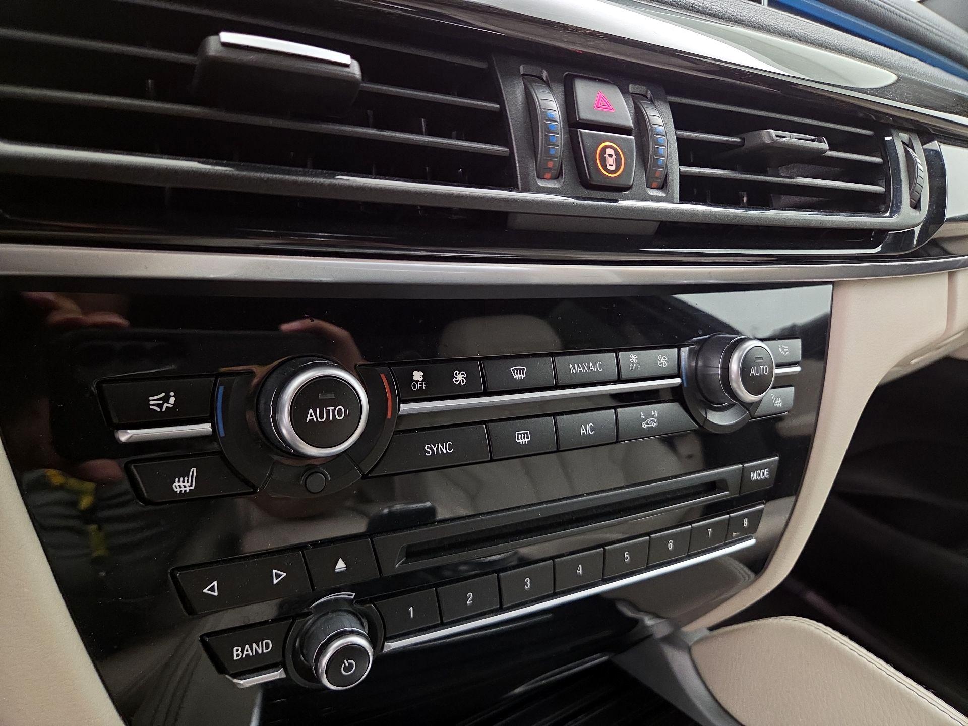 Thumbnail: 2019 BMW X6 - 17