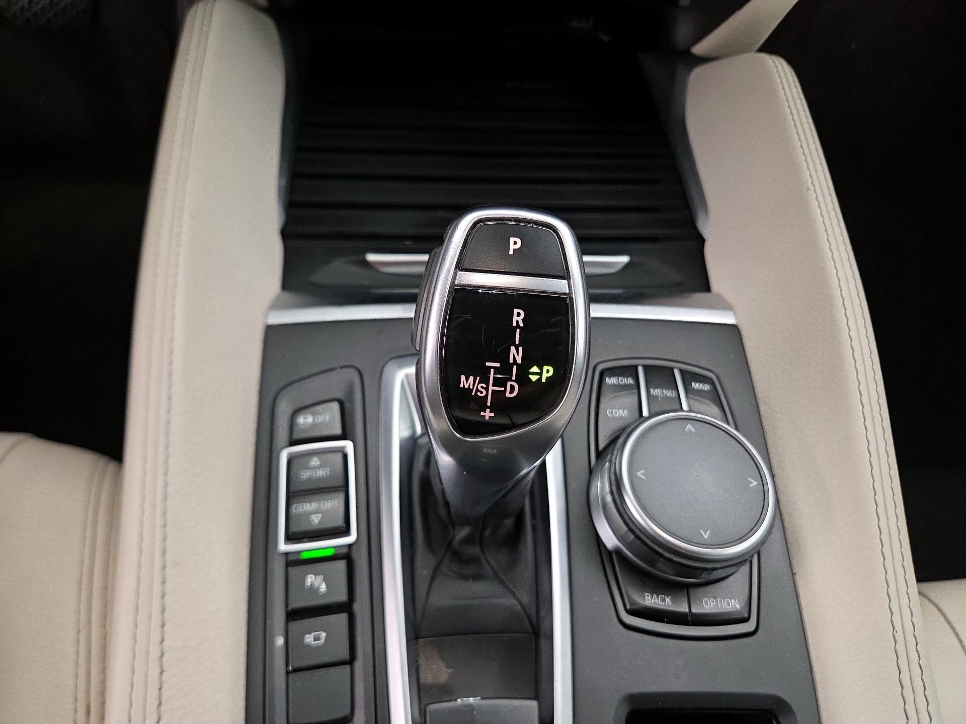 Thumbnail: 2019 BMW X6 - 18