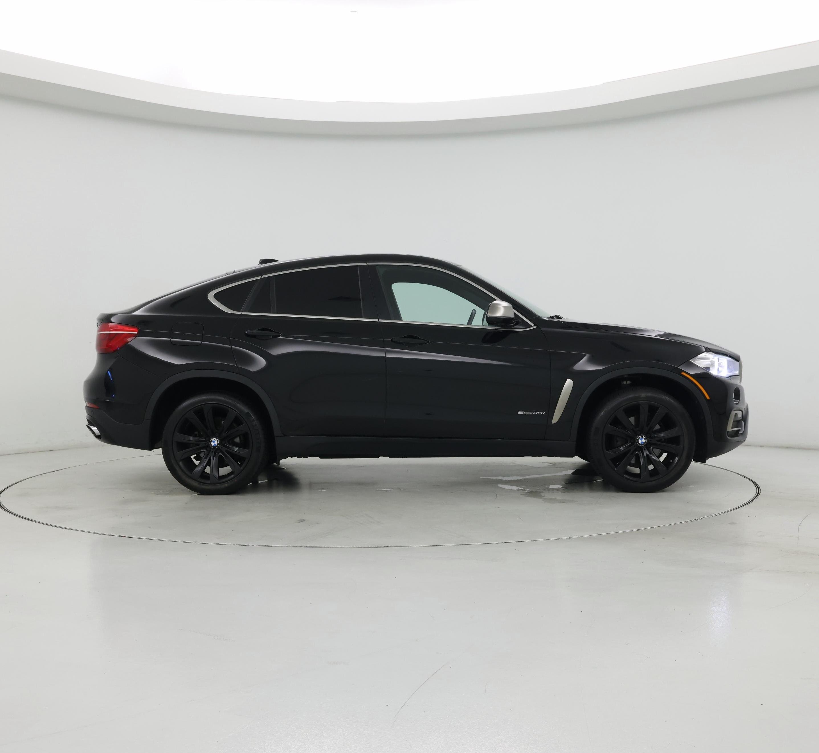Thumbnail: 2019 BMW X6 - 7