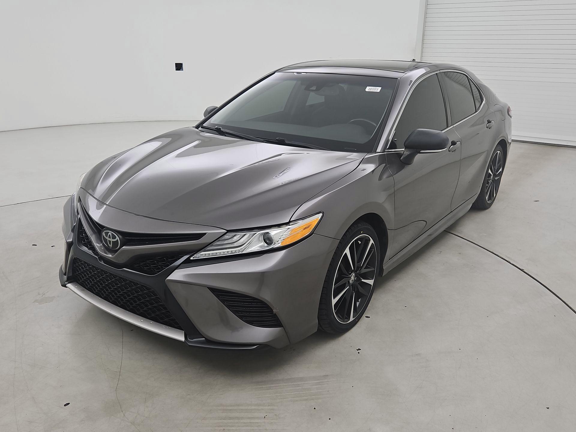 Thumbnail: 2020 Toyota Camry - 3