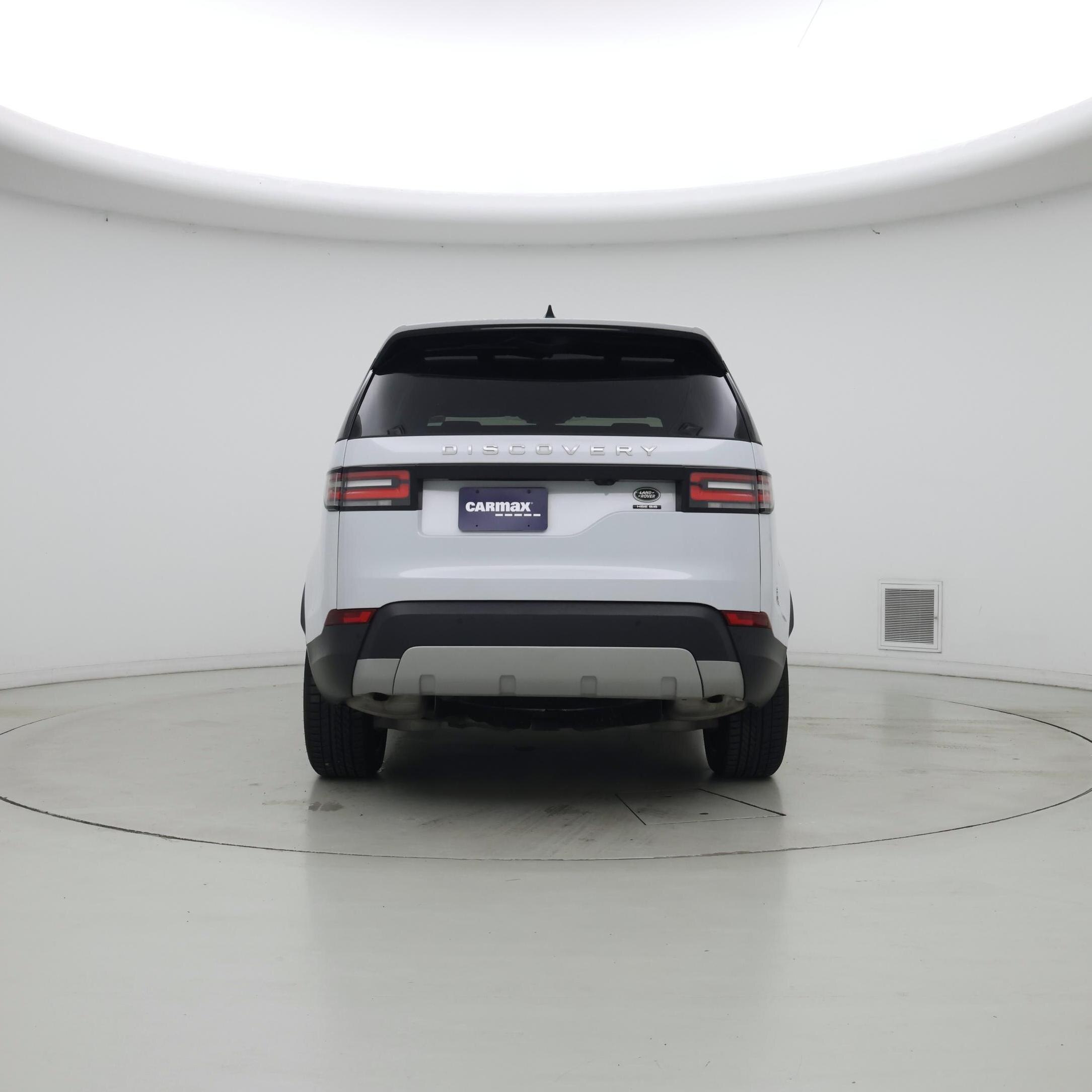 Thumbnail: 2018 Land Rover Discovery - 6