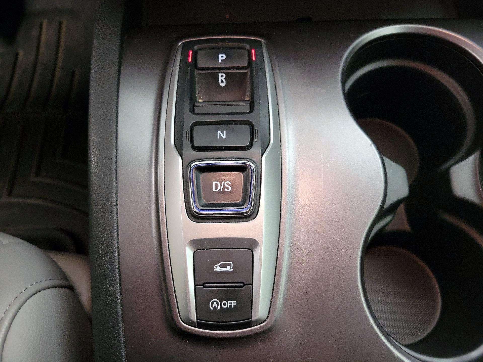 Thumbnail: 2020 Honda Passport - 17