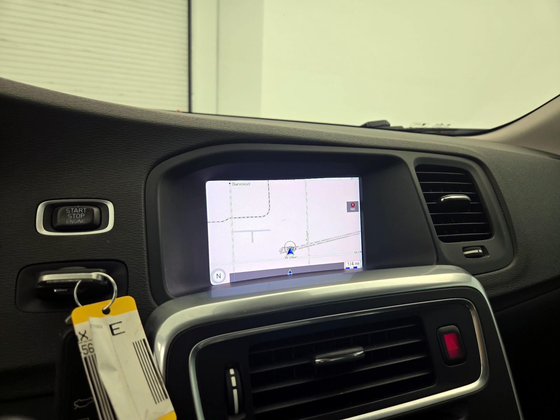 Thumbnail: 2018 Volvo S60 - 14