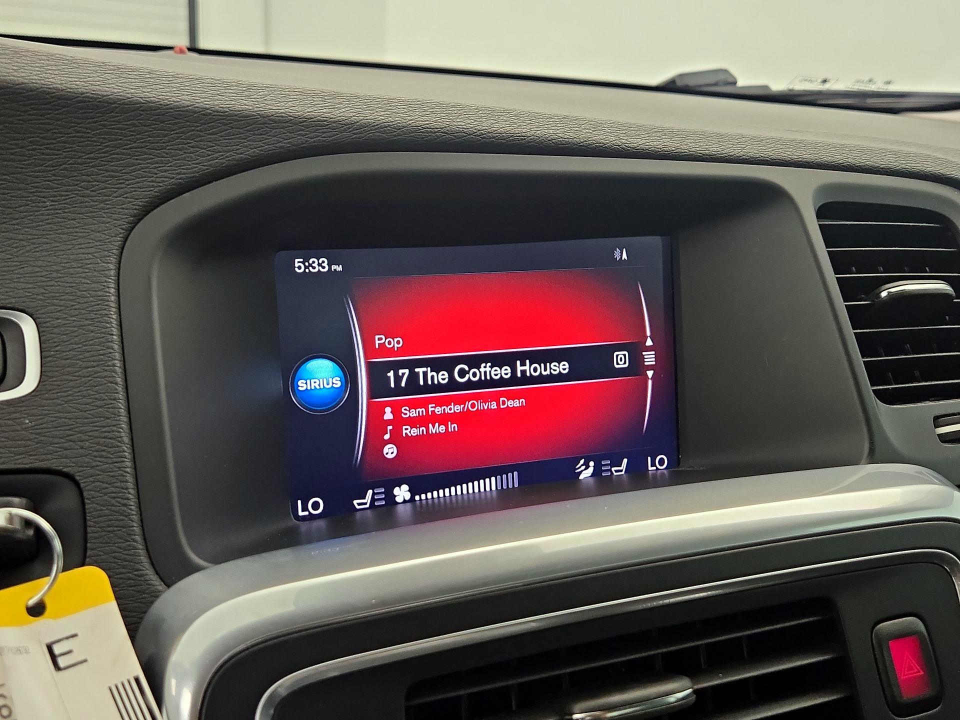 Thumbnail: 2018 Volvo S60 - 16