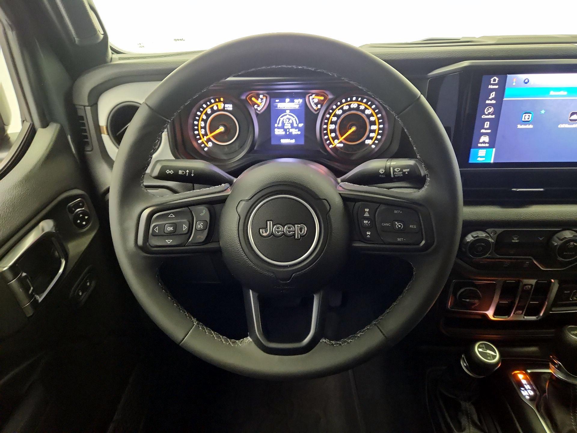 Thumbnail: 2025 Jeep Gladiator - 10