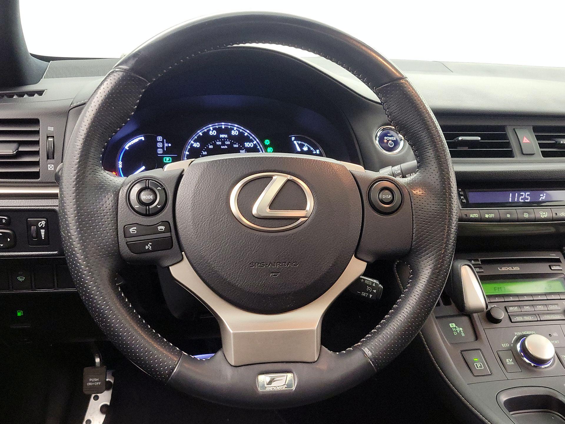 Thumbnail: 2015 Lexus CT - 10