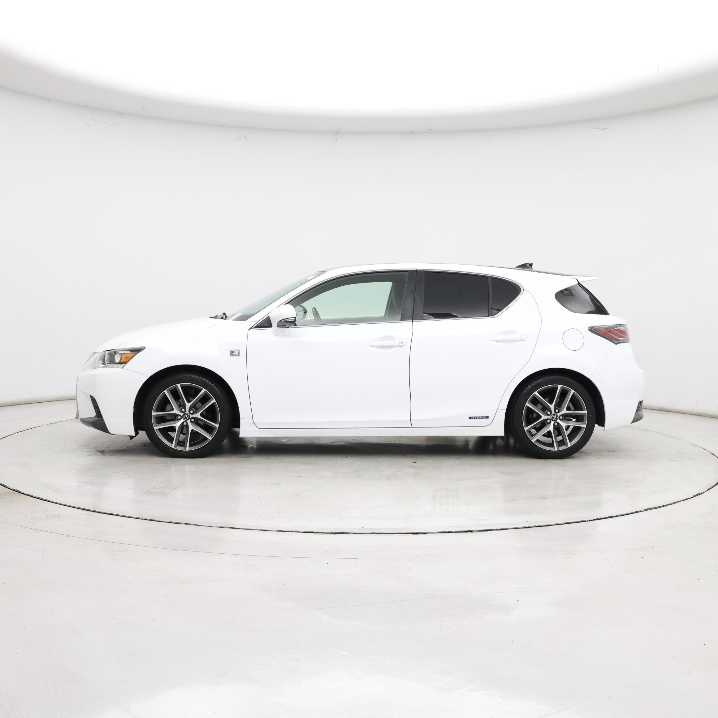Thumbnail: 2015 Lexus CT - 3