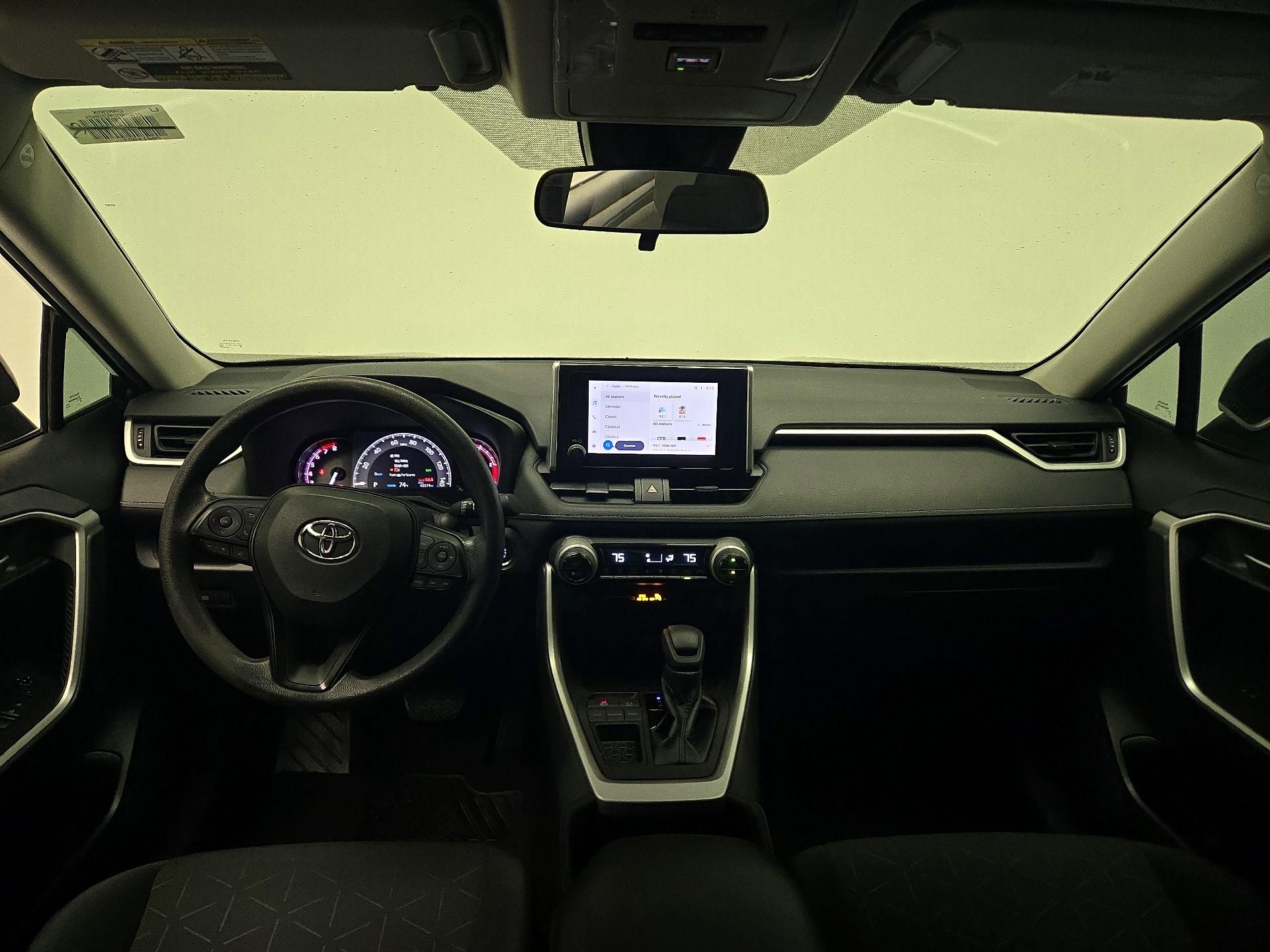 Thumbnail: 2023 Toyota RAV4 - 9