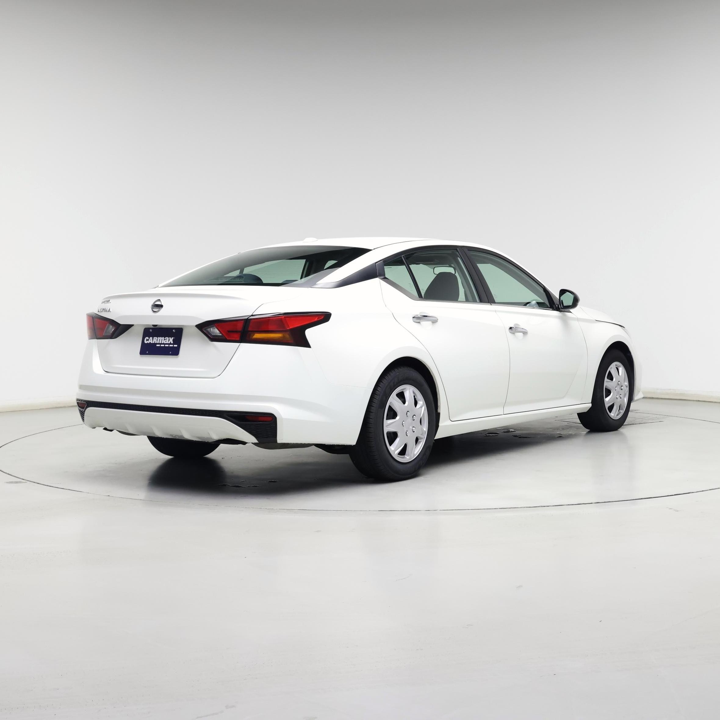 Thumbnail: 2020 Nissan Altima - 8