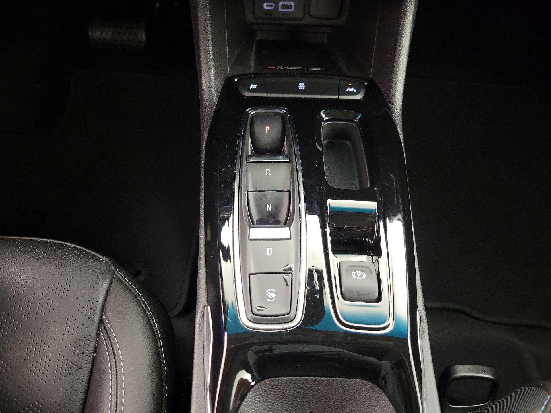 Thumbnail: 2023 Chevrolet Bolt EV - 17