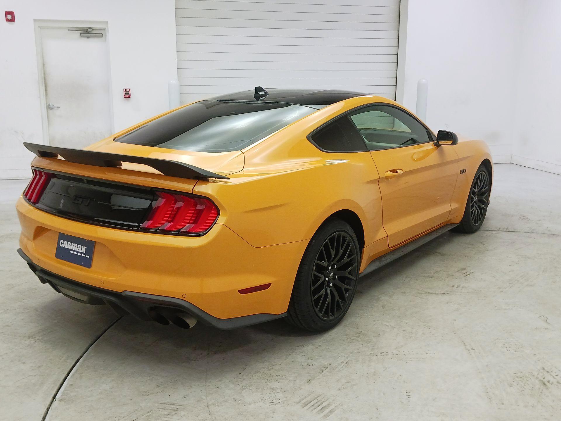 Thumbnail: 2022 Ford Mustang - 5