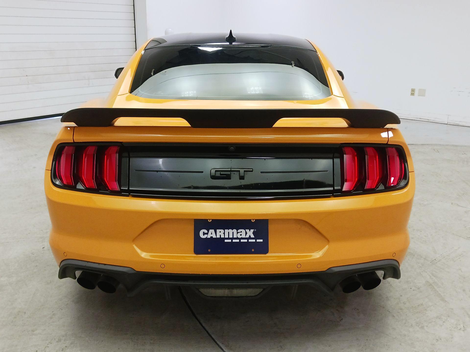Thumbnail: 2022 Ford Mustang - 6