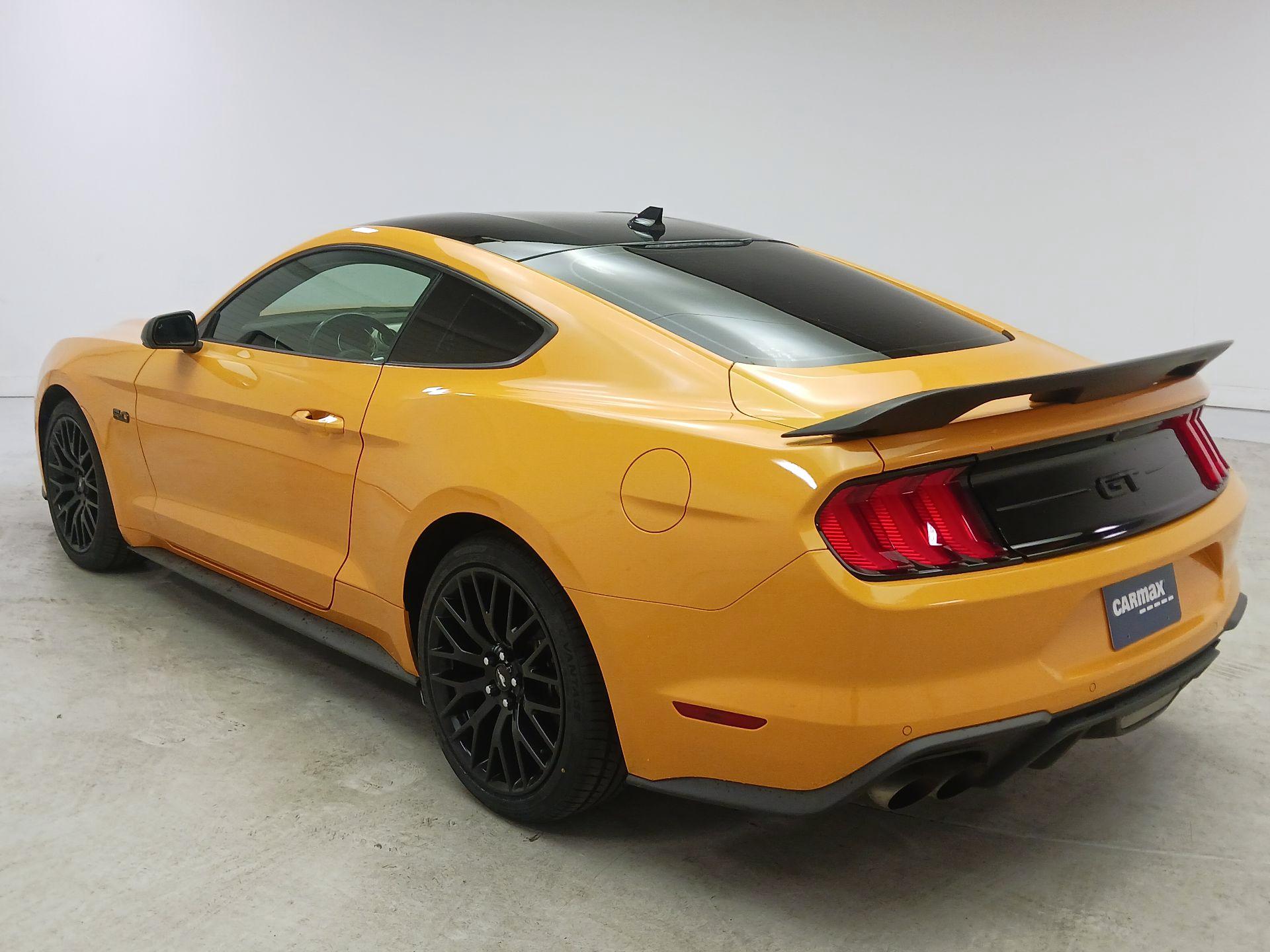 Thumbnail: 2022 Ford Mustang - 7