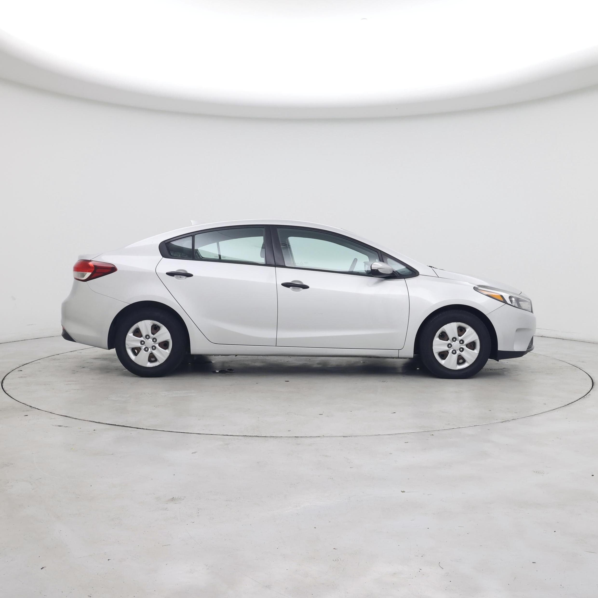 Thumbnail: 2018 Kia Forte - 7