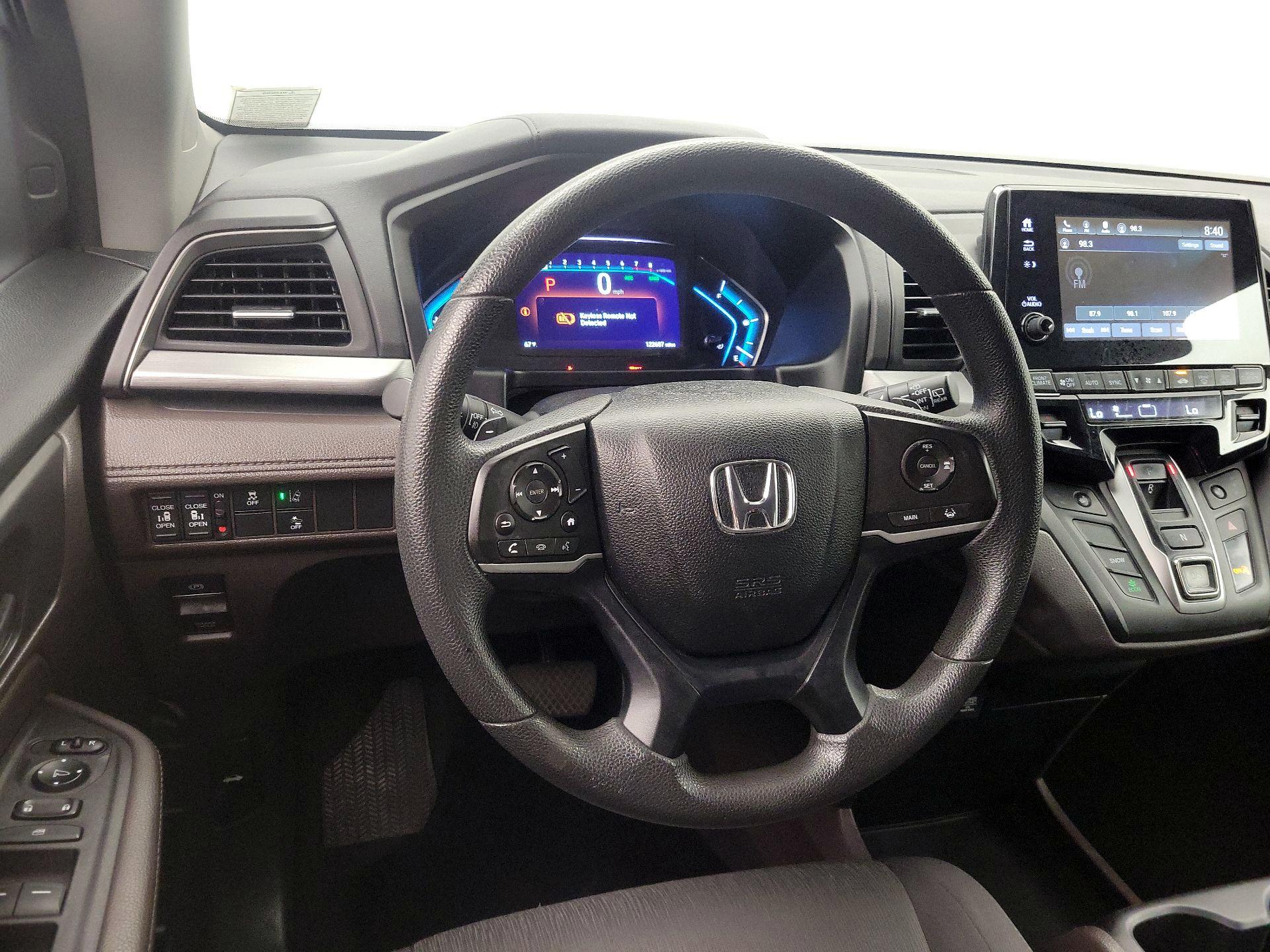 Thumbnail: 2019 Honda Odyssey - 10