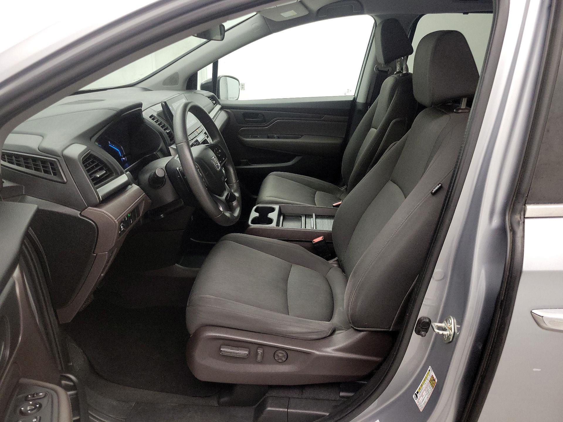 Thumbnail: 2019 Honda Odyssey - 11