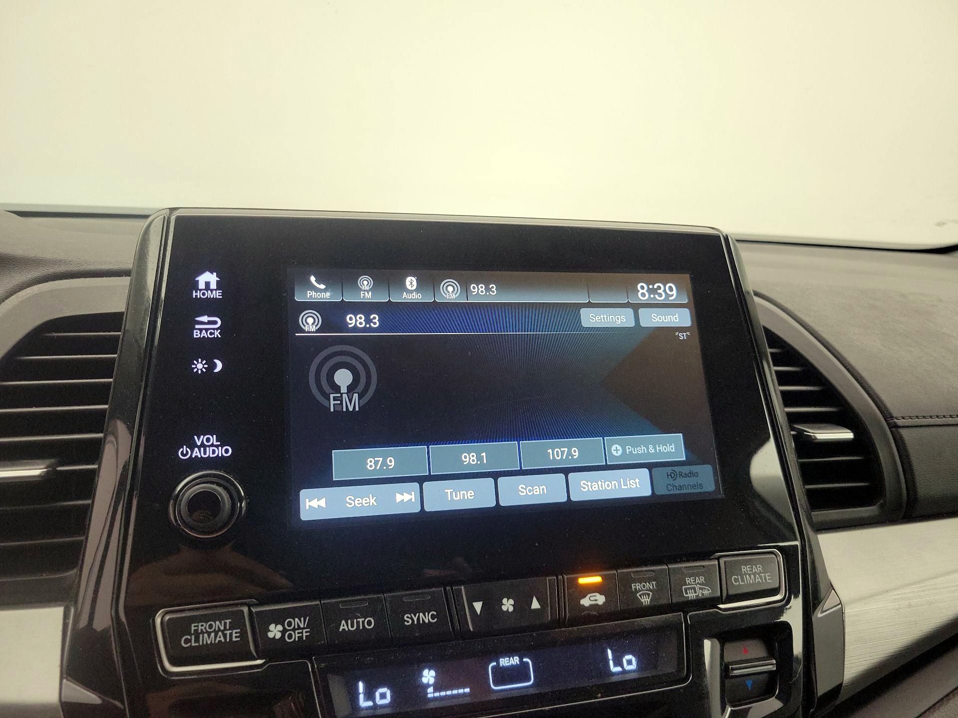 Thumbnail: 2019 Honda Odyssey - 16