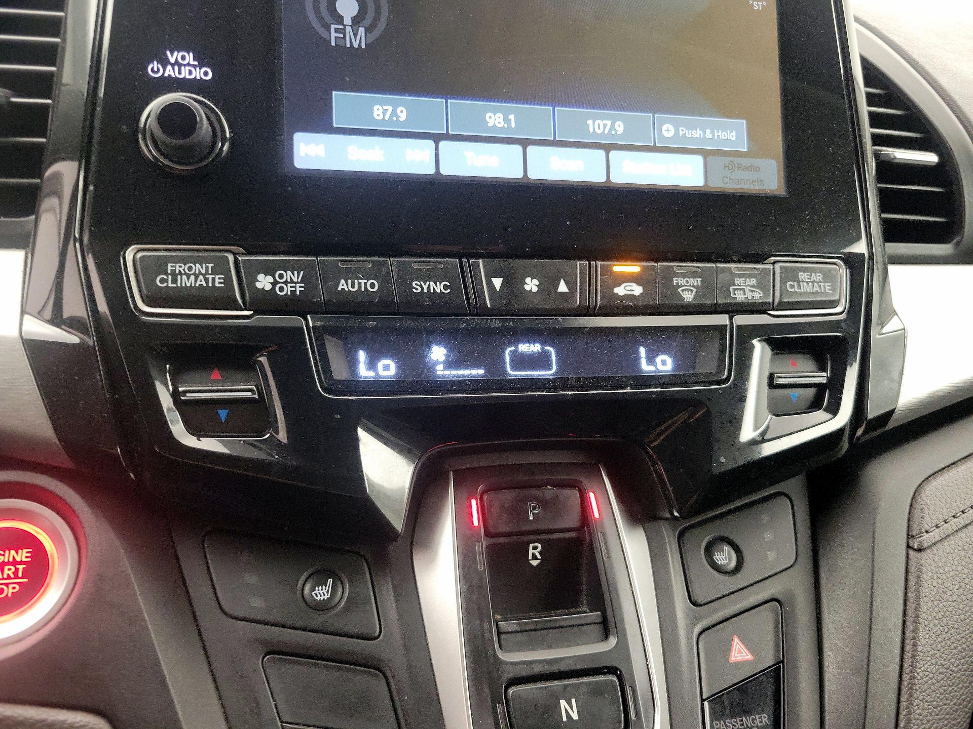 Thumbnail: 2019 Honda Odyssey - 17
