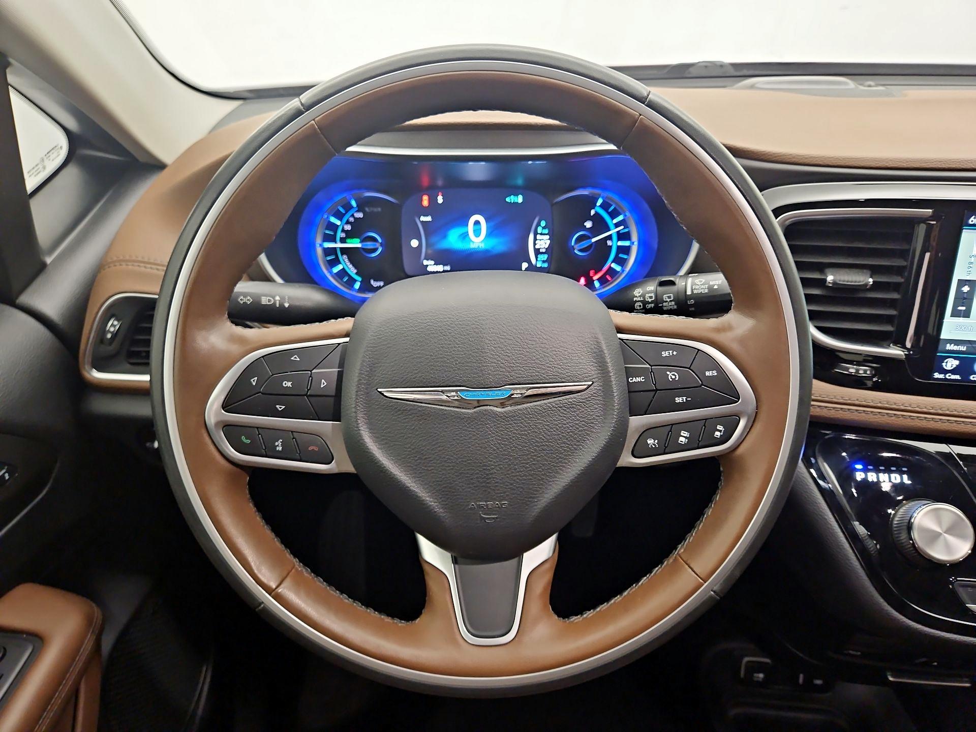 Thumbnail: 2019 Chrysler Pacifica - 10