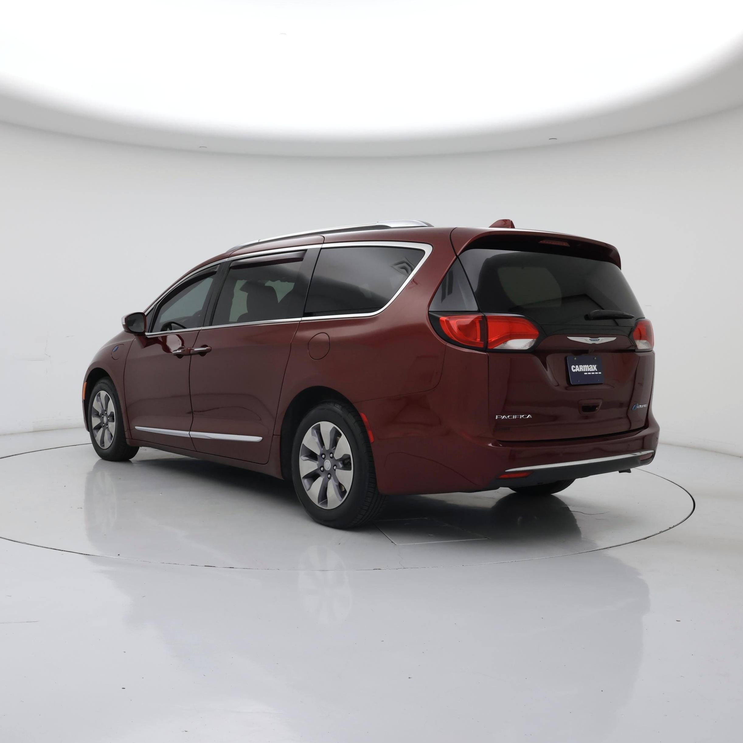 Thumbnail: 2019 Chrysler Pacifica - 2