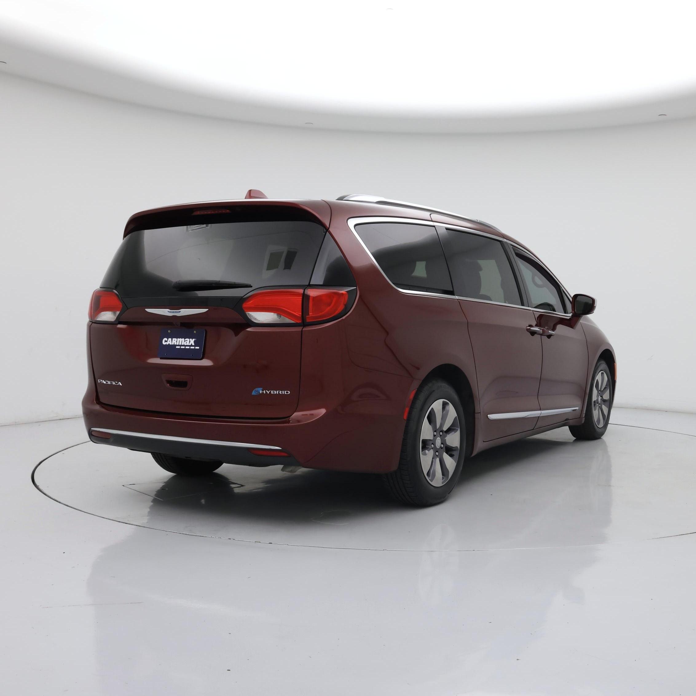 Thumbnail: 2019 Chrysler Pacifica - 8