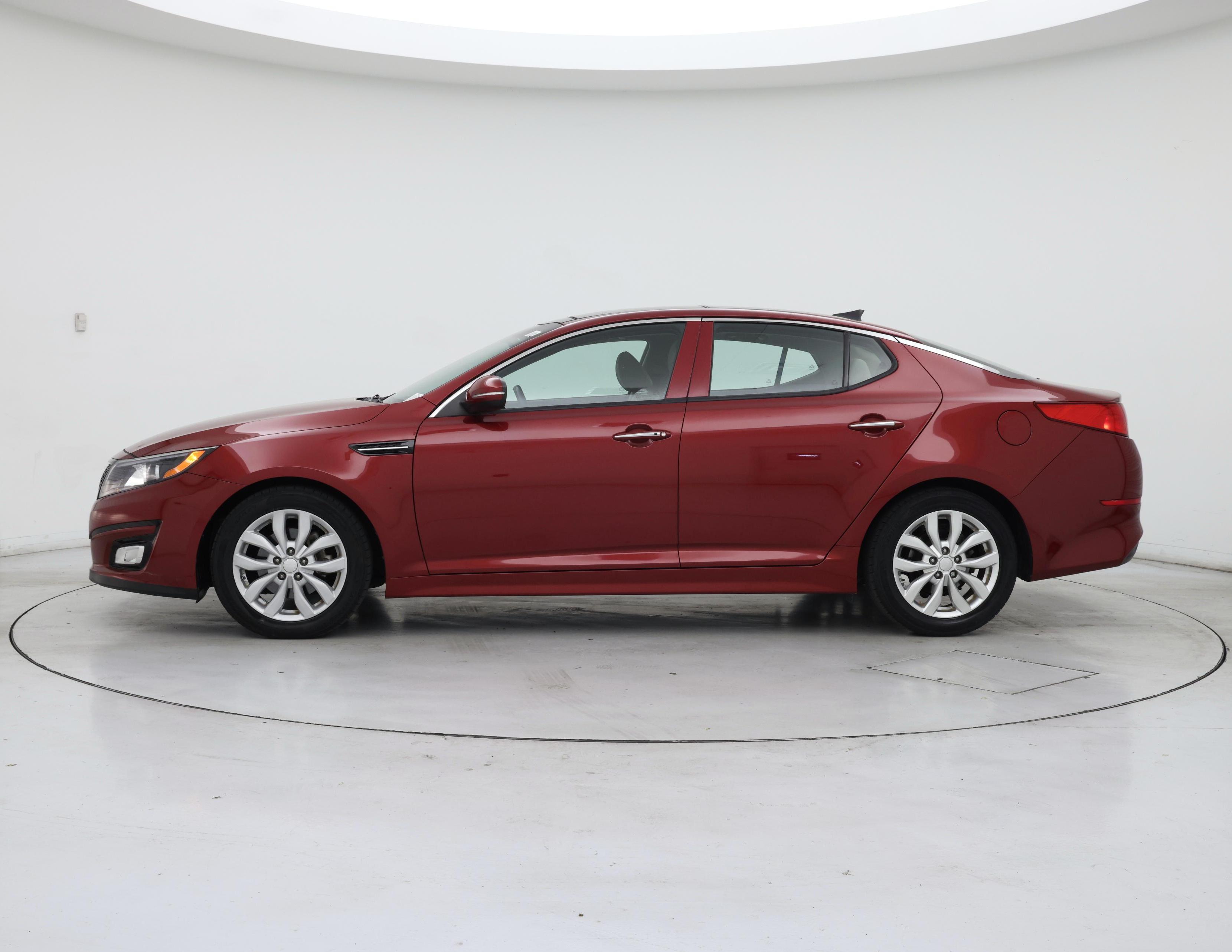 Thumbnail: 2015 Kia Optima - 3
