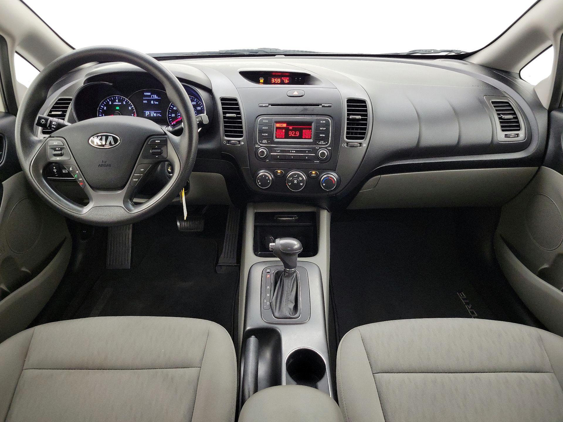 Thumbnail: 2015 Kia Forte - 9