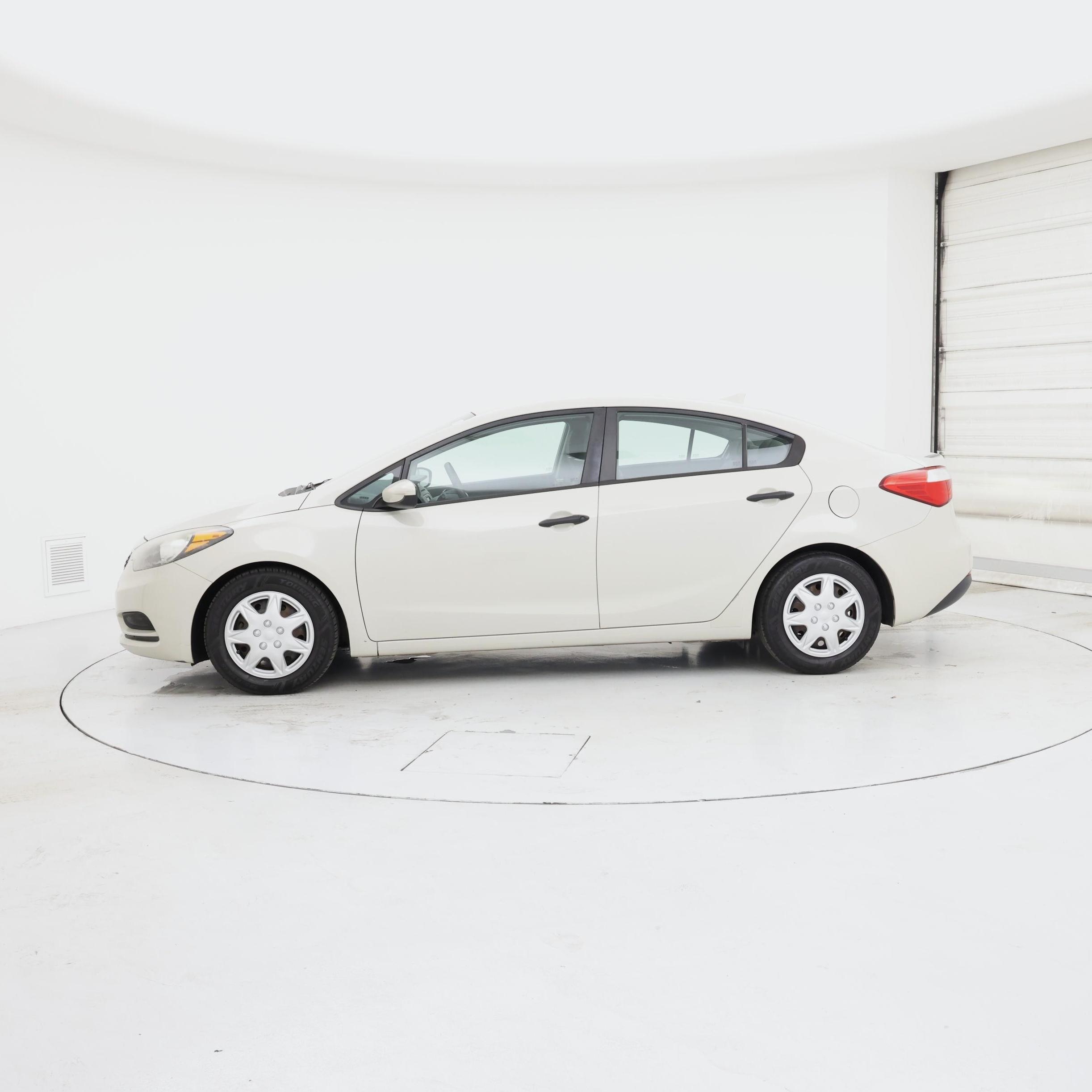 Thumbnail: 2015 Kia Forte - 3