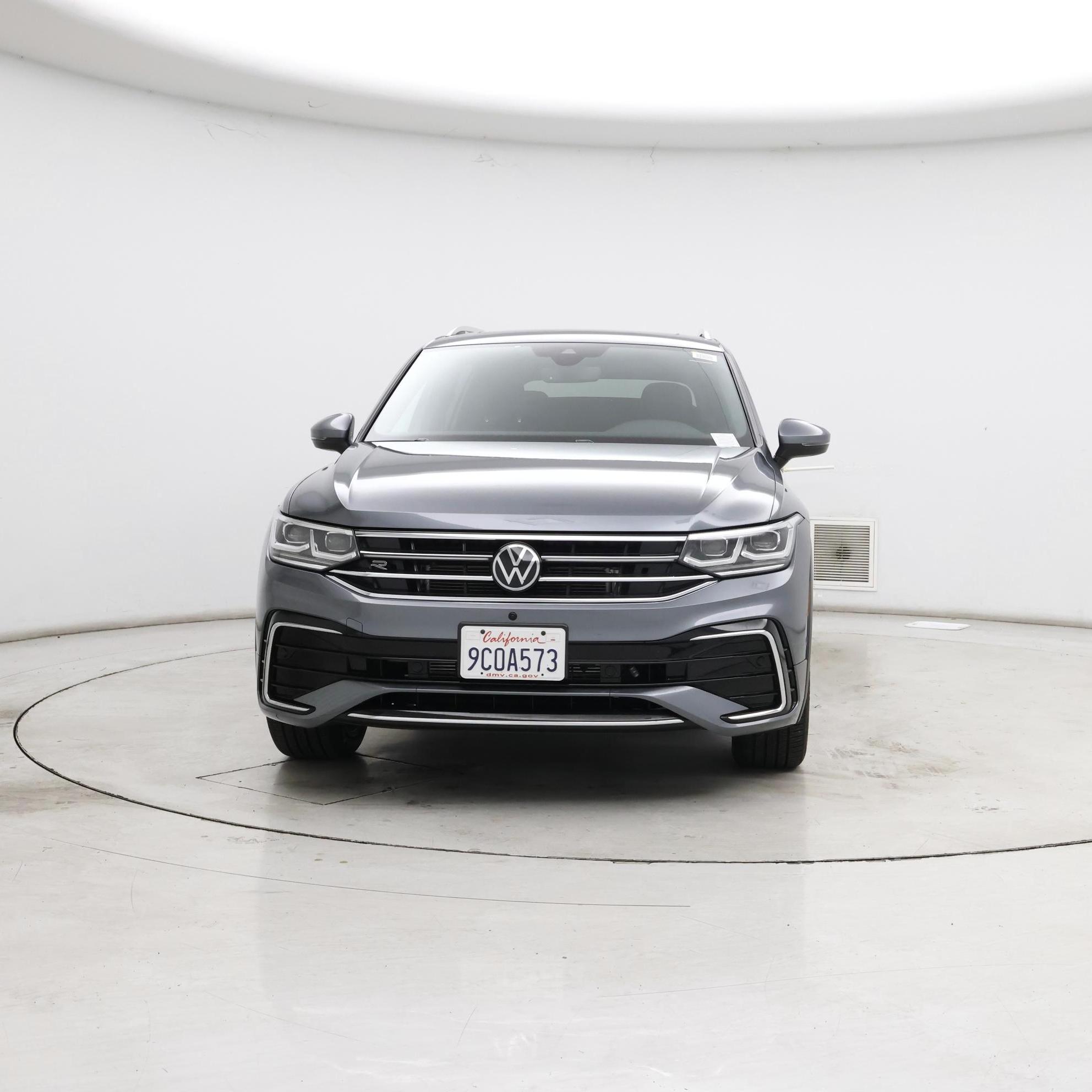 Thumbnail: 2022 Volkswagen Tiguan - 5