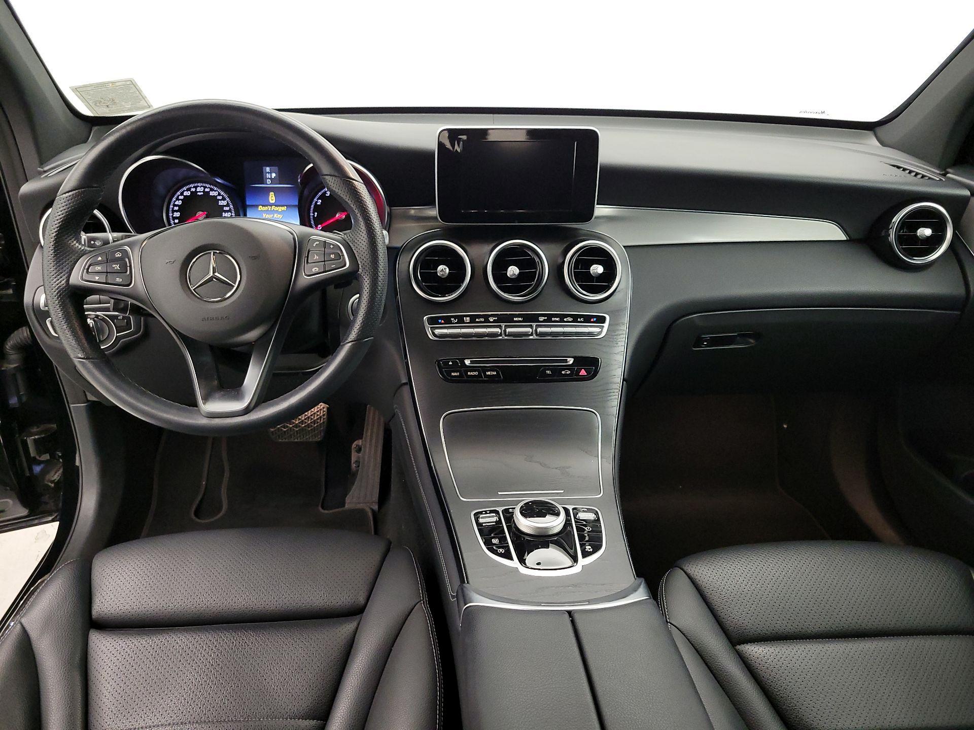 Thumbnail: 2019 Mercedes-Benz GLC - 9