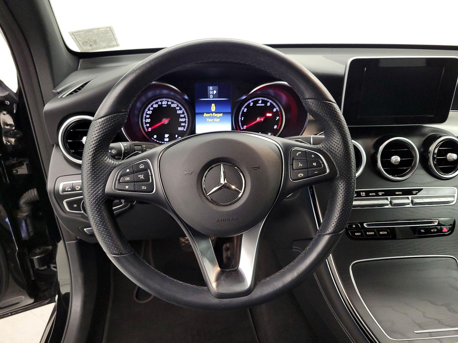 Thumbnail: 2019 Mercedes-Benz GLC - 10