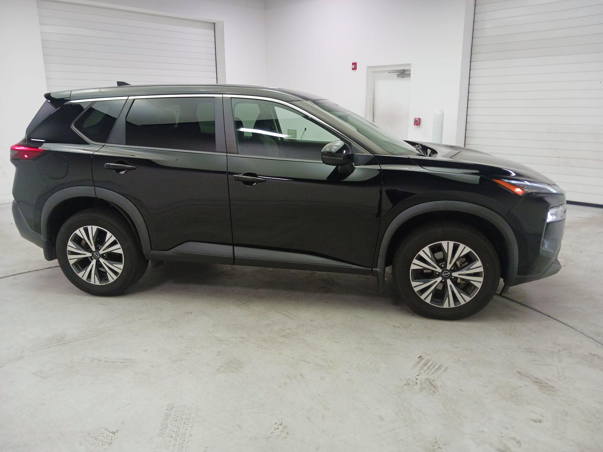Thumbnail: 2022 Nissan Rogue - 4