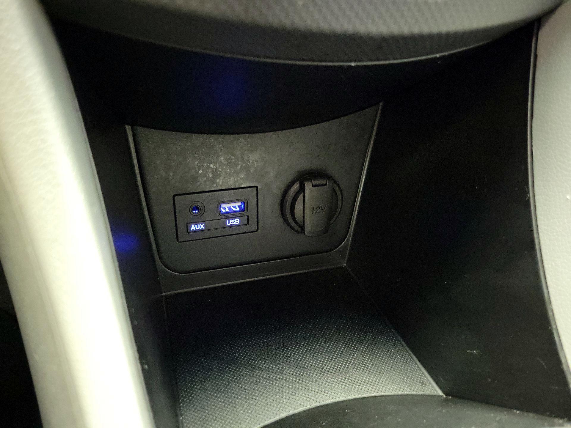 Thumbnail: 2016 Hyundai Accent - 17