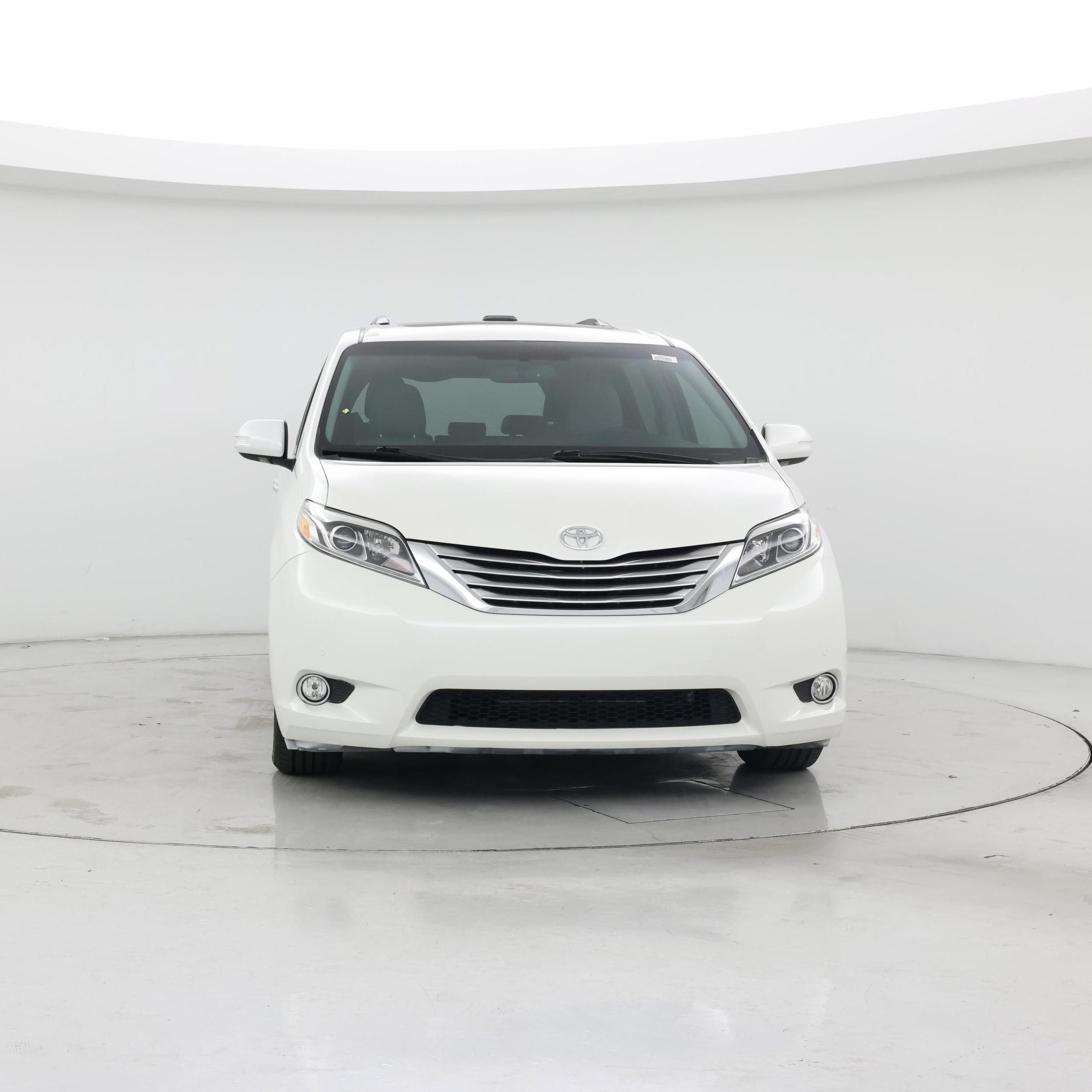 Thumbnail: 2015 Toyota Sienna - 5